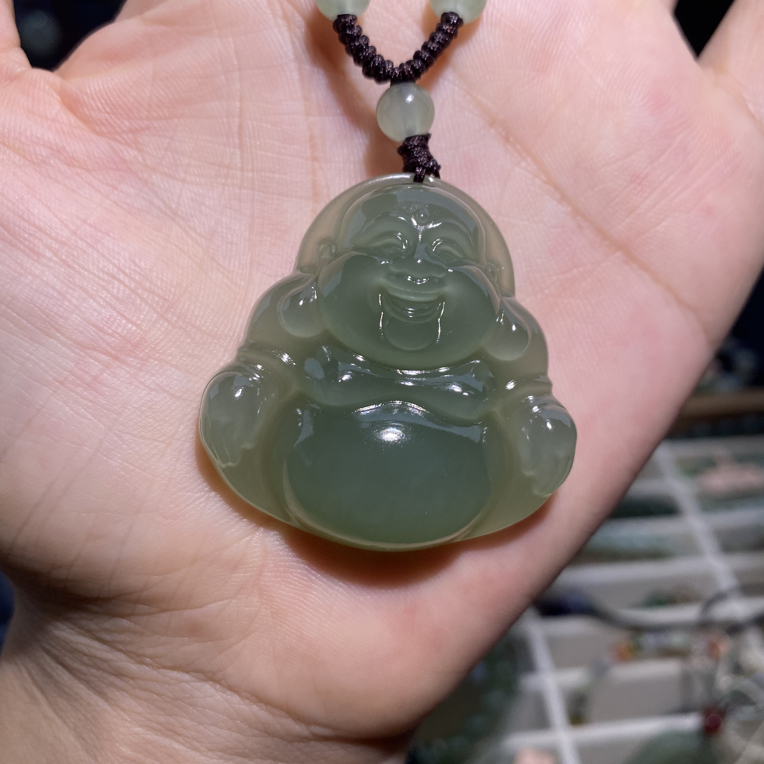 纯天然和田玉高冰透湖水绿佛公吊坠