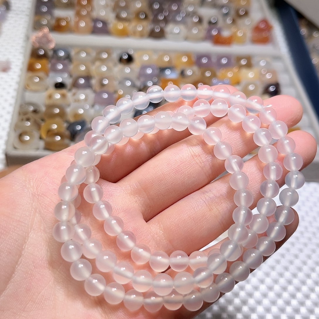 玛瑙/玉髓颈饰合金