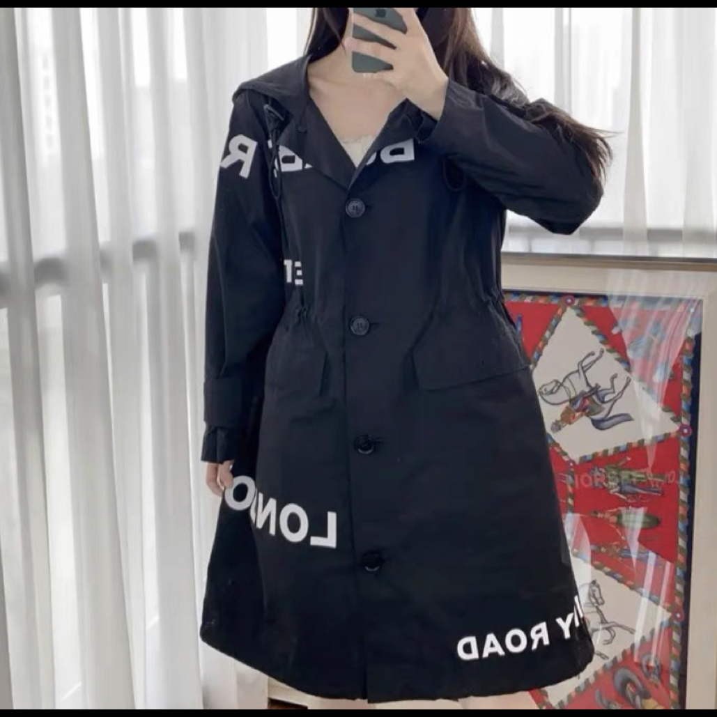 99新 BURBERRY/博柏利 黑色字母印花风衣外套/UK6码/B01755