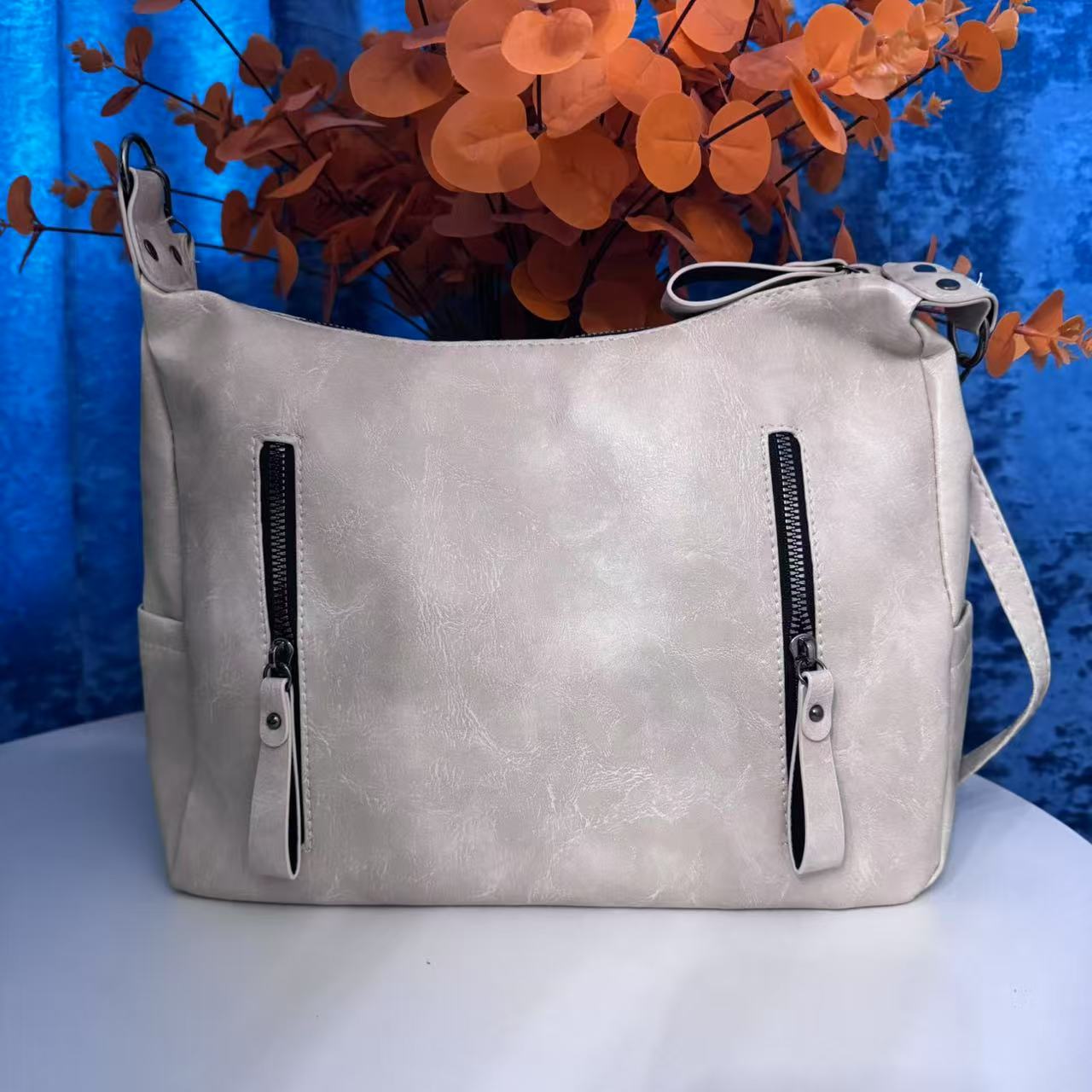 新疆包邮 大容量托特包女士2024 新款时尚高级感单间腋下斜挎包