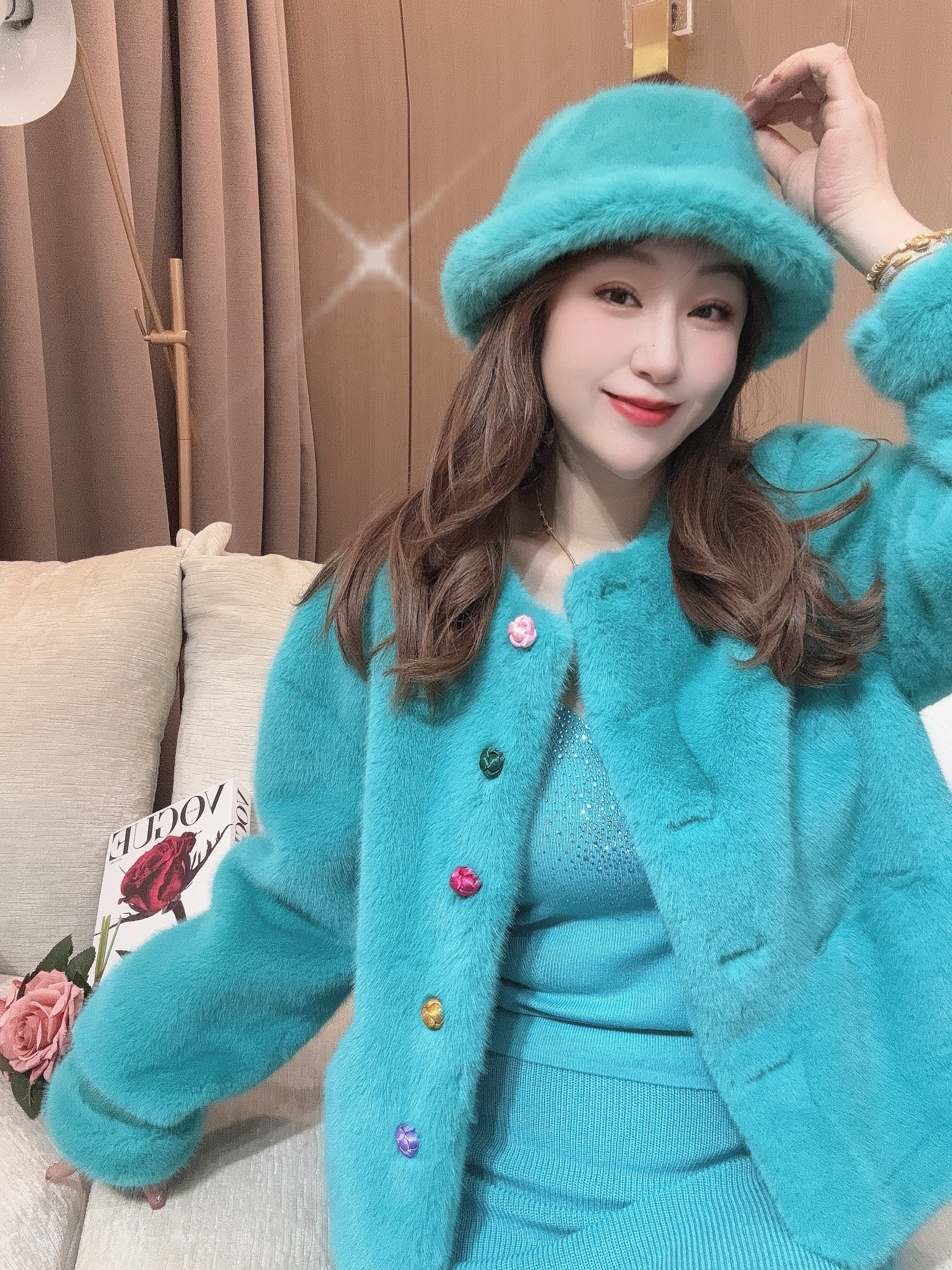 DC【蓝彩彩色】高级气质网红雪兰貂秋冬时尚轻奢外套彩色扣蓝色