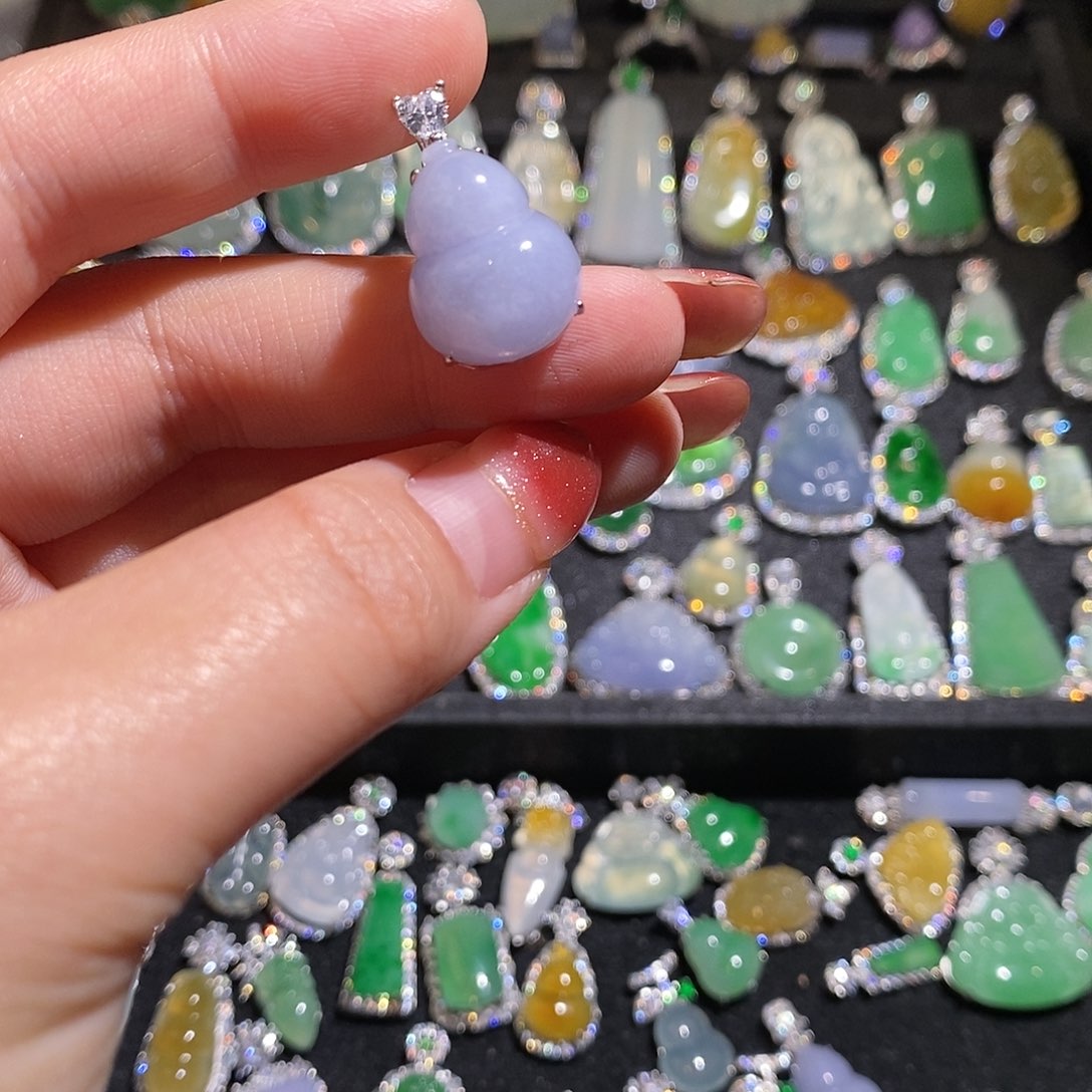 颈饰银S925镶嵌翡翠天然翡翠