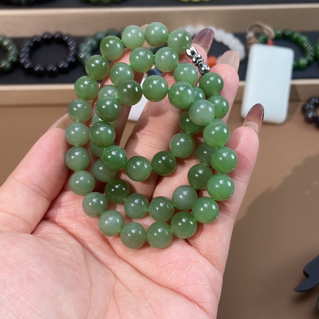 和田玉（碧玉）手链未镶嵌俄 2 10 无黑 