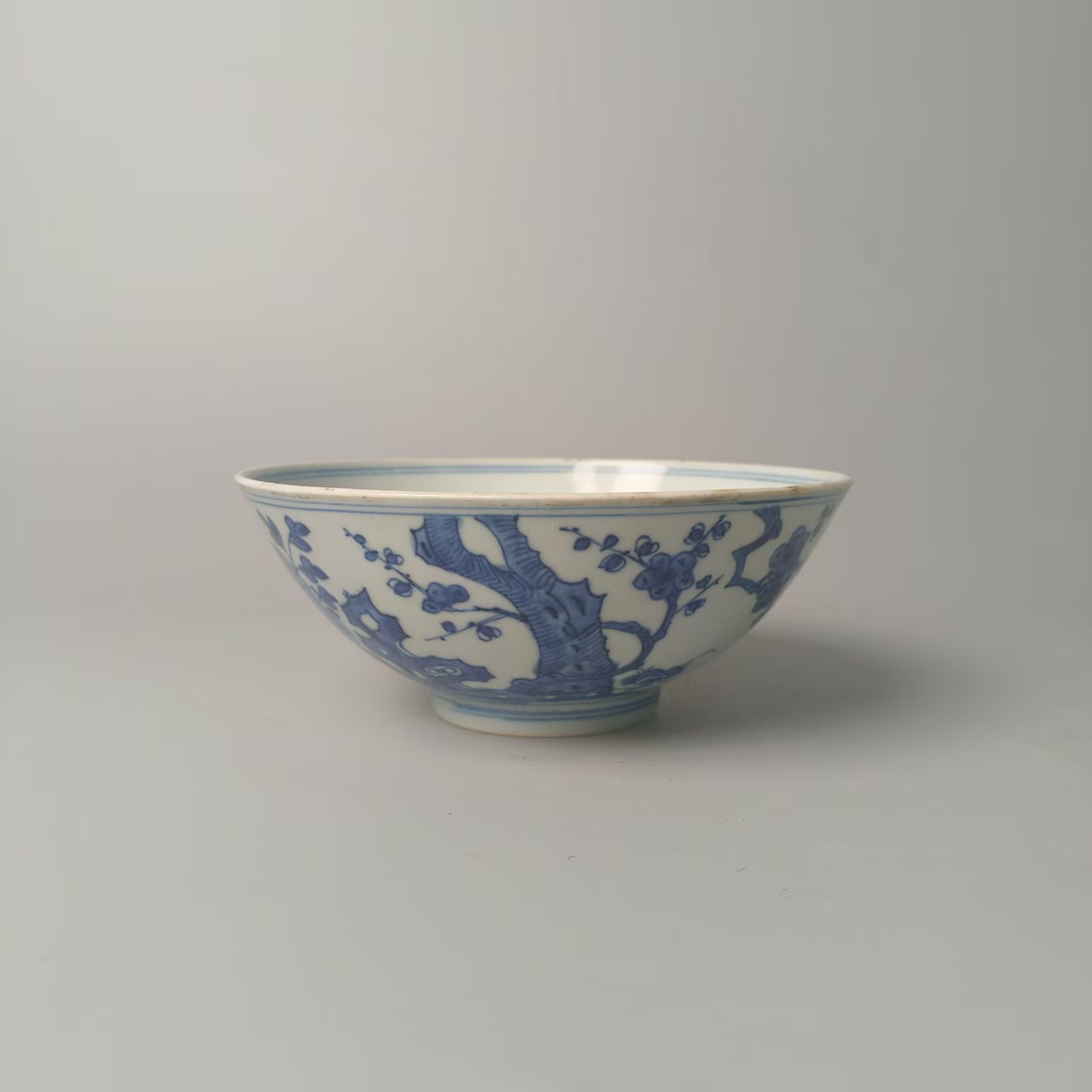 17 122 清雍正 青花洞石牡丹梅花纹碗-4080092