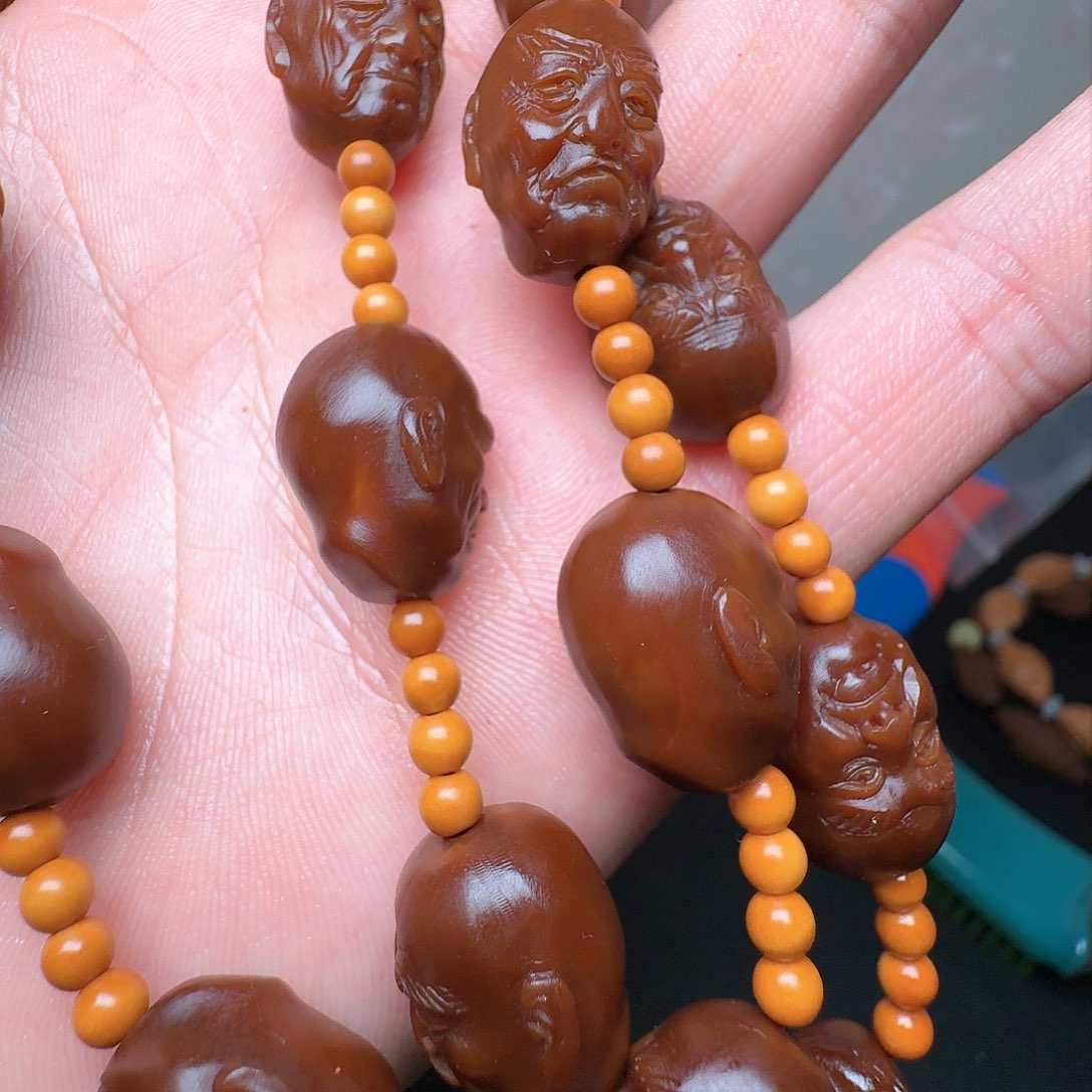 橄榄核手串有机会