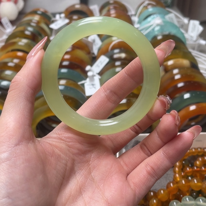 蛇纹石玉未镶嵌手镯53.3