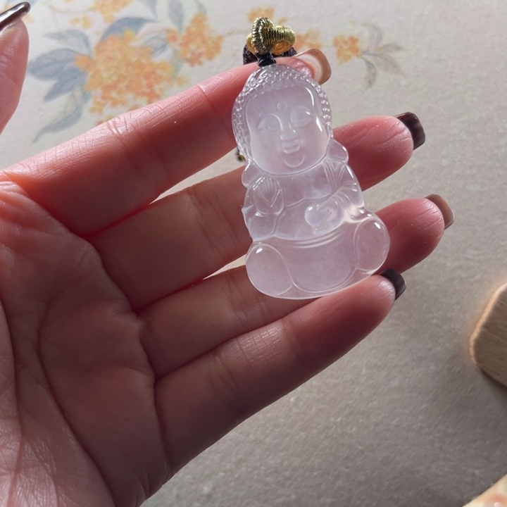 石英质玉未镶嵌颈饰
