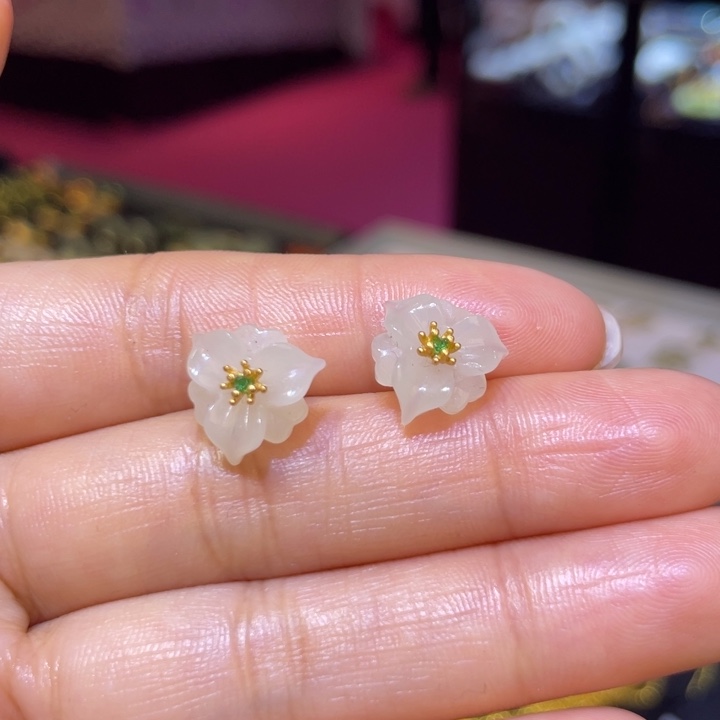 和田玉银S925镶嵌耳饰