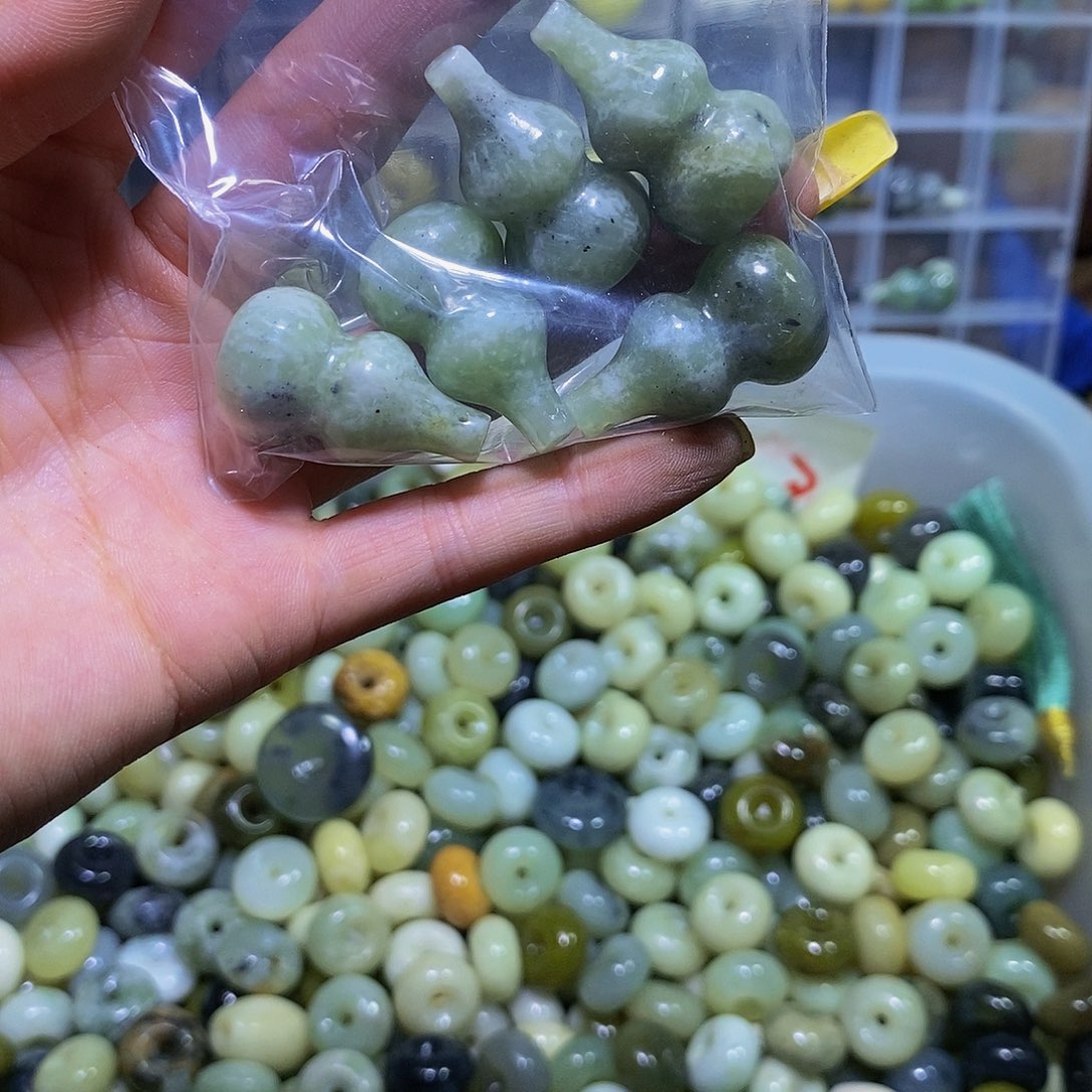 蛇纹石玉未镶嵌其他98