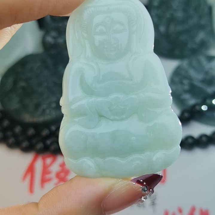 翡翠颈饰未镶嵌天然的A货翡翠多样性发货