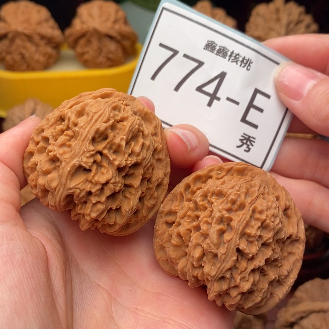 文玩核桃把件南疆44