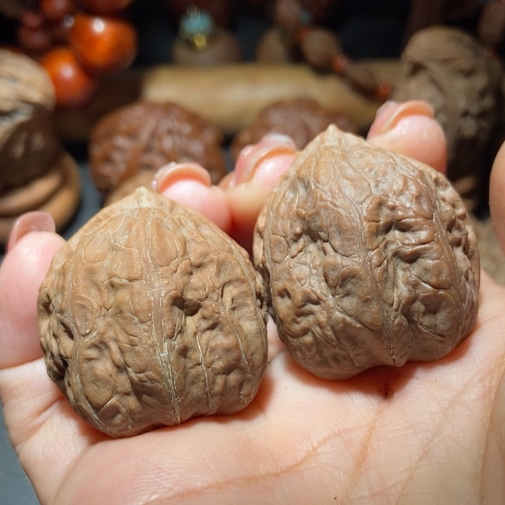 把件文玩核桃东北楸子小雪78