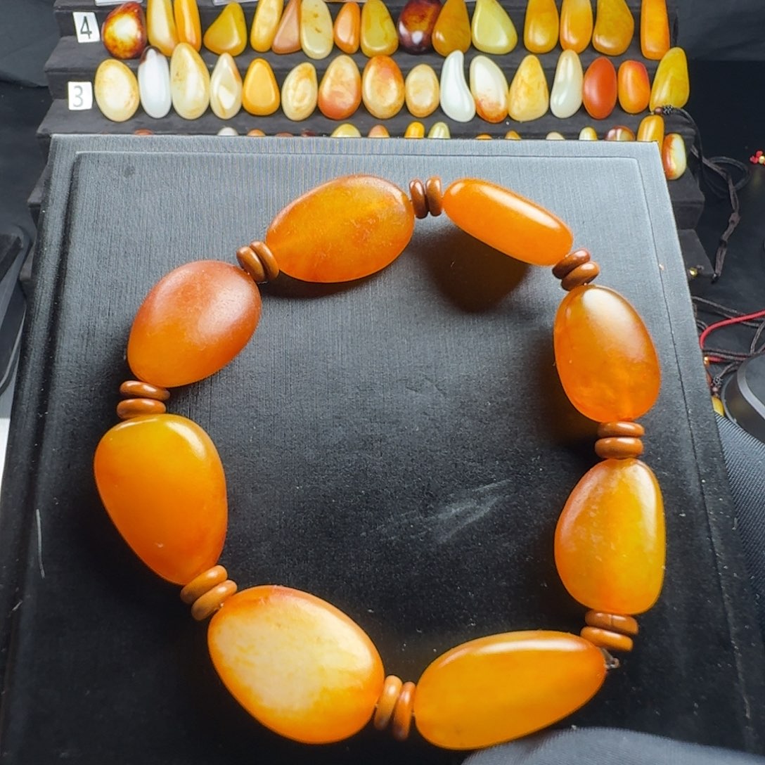 和田玉手串未镶嵌