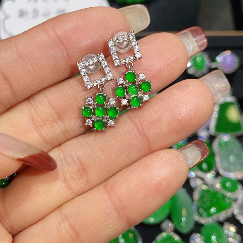 【闪购商品】翡翠耳饰未镶嵌天然翡翠