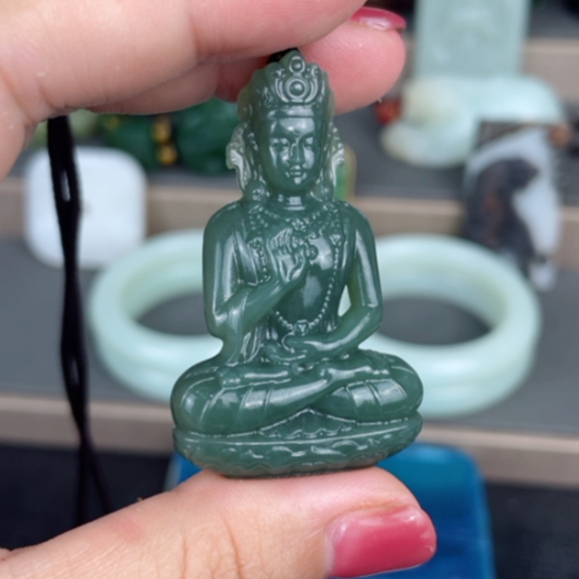 【闪购商品】颈饰未镶嵌和田玉