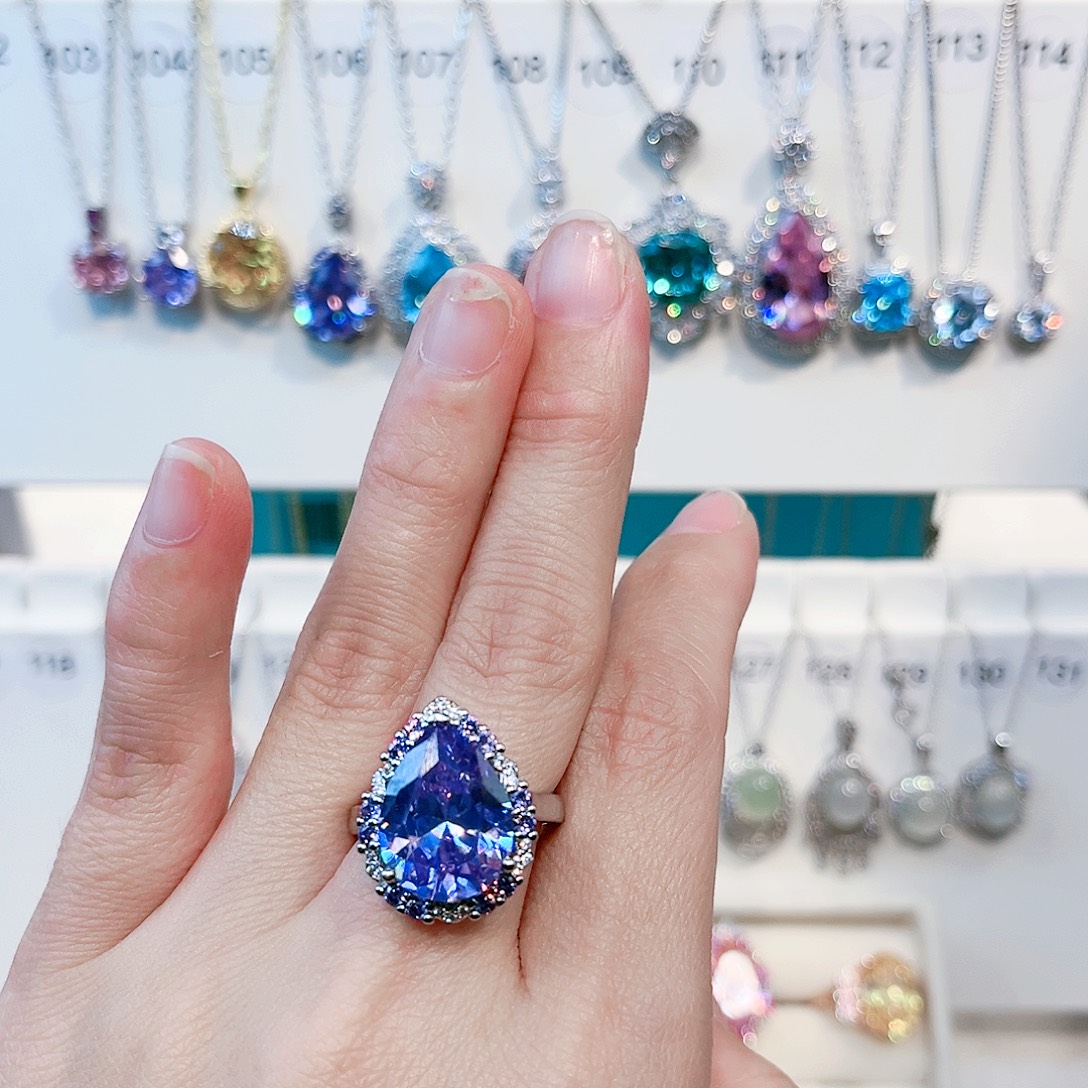 桃****紫晶戒指铂Pt950镶嵌