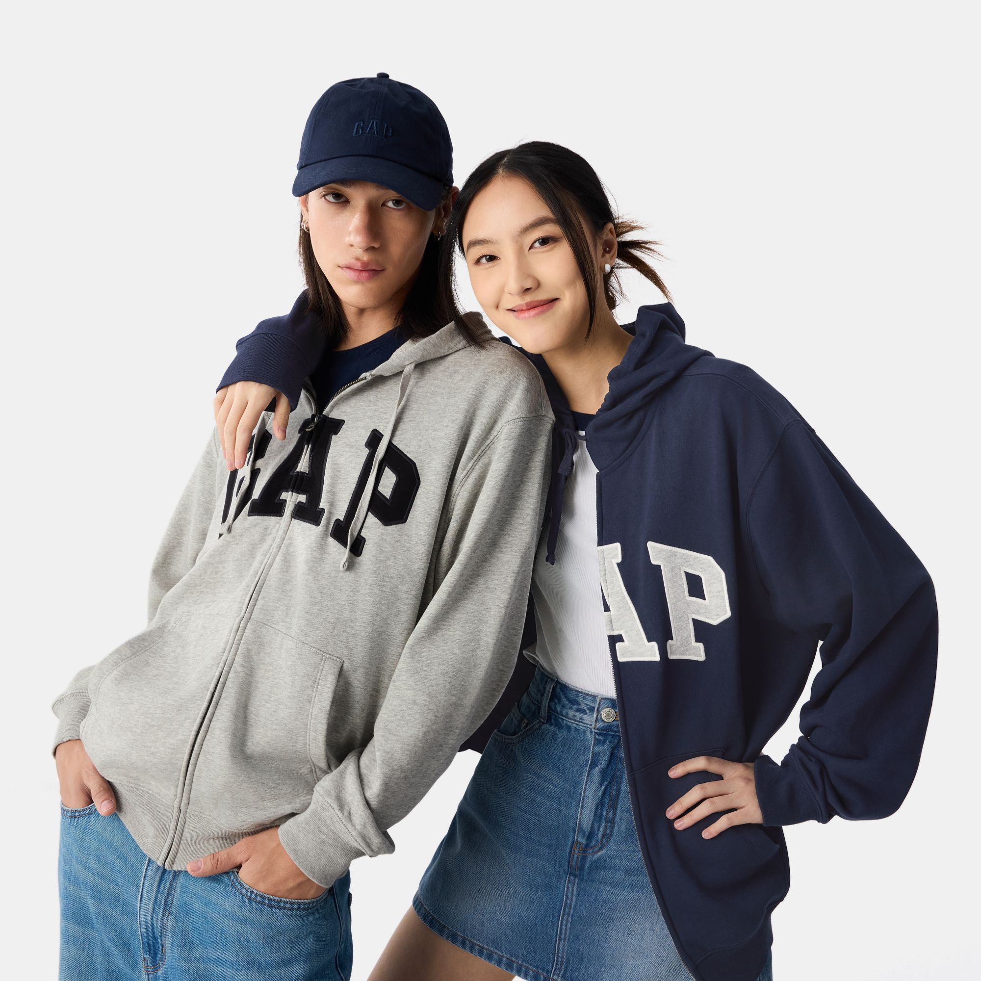 Gap【成毅代言】GapGap男女装2025字母logo拉链连帽卫衣外套 868454