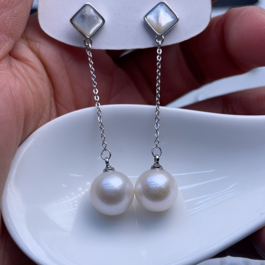 未镶嵌淡水珍珠耳饰