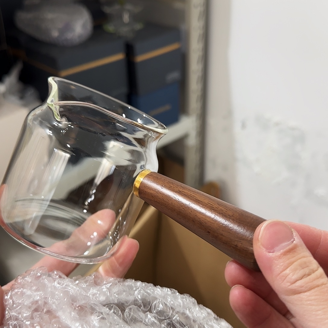 669样品木把公道杯白