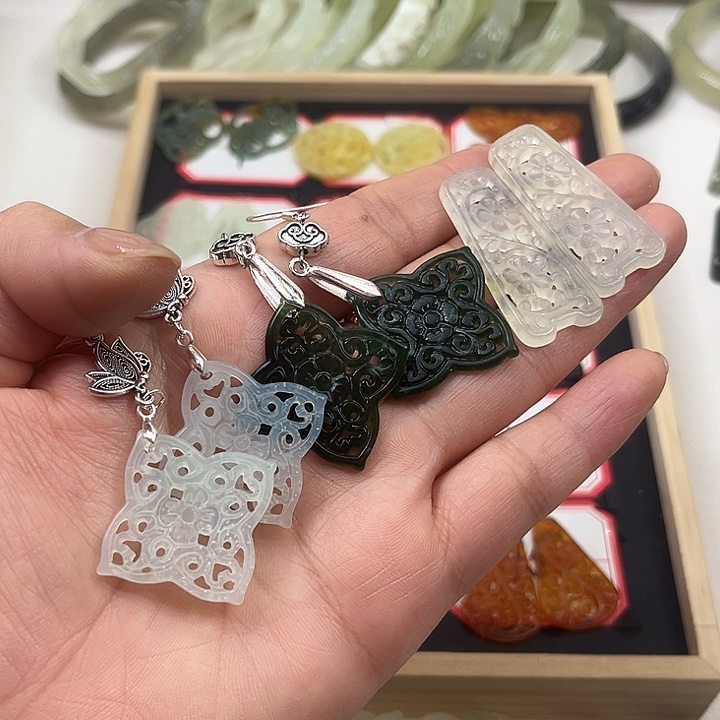 ^***^蛇纹石玉合金耳钉