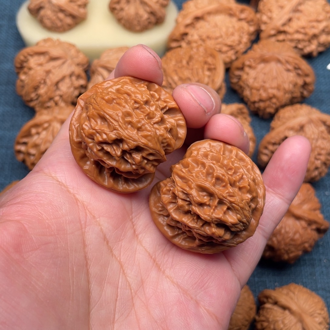 S***y文玩核桃把件37桃心宫灯全品