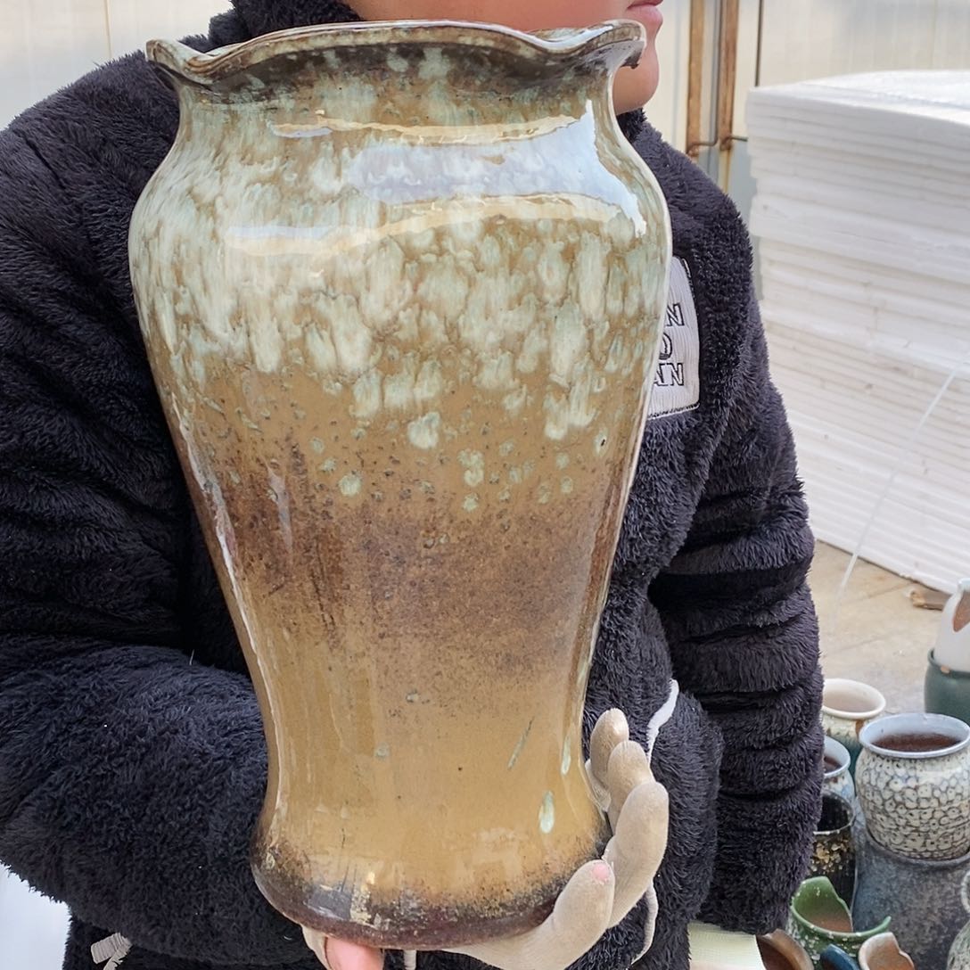 紫砂花盆口17高30瑕疵