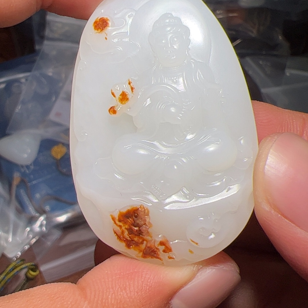 和田玉颈饰未镶嵌嘎***斯