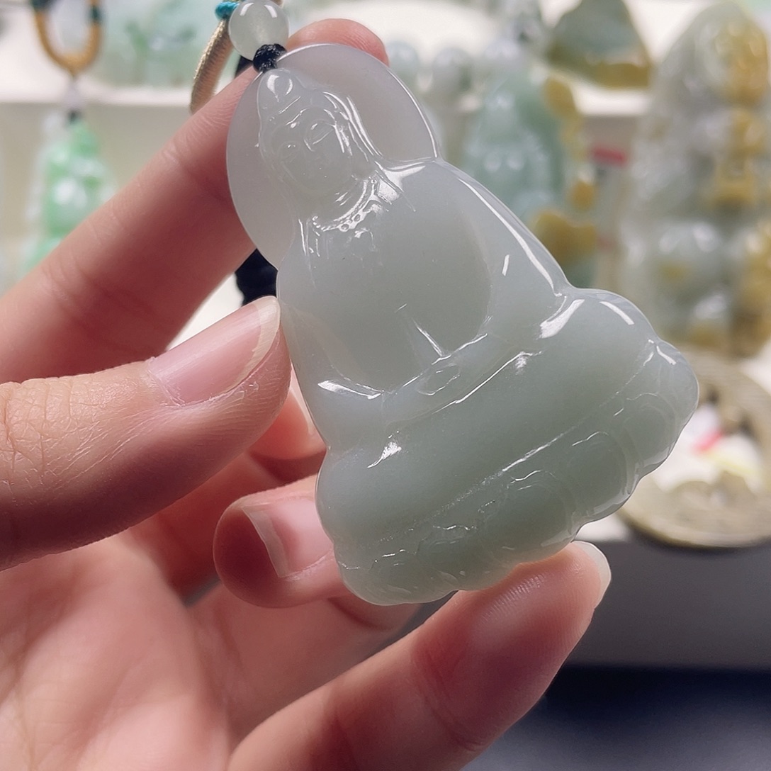 小***总翡翠未镶嵌颈饰天然翡翠1111111天然翡翠1111111