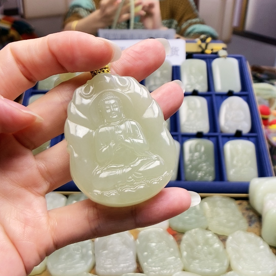 和田玉颈饰未镶嵌a