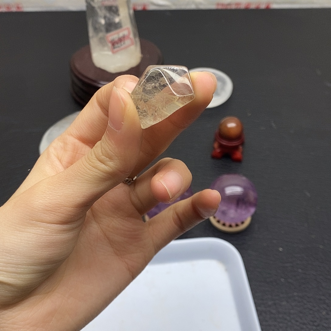 未镶嵌水晶珠宝半成品372水晶石