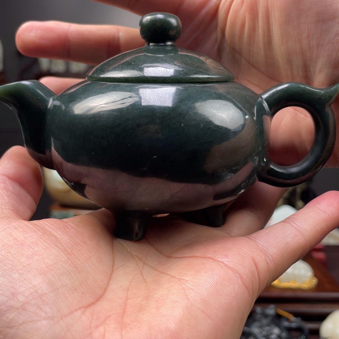 未镶嵌和田玉摆件期**来和田玉茶壶未镶嵌