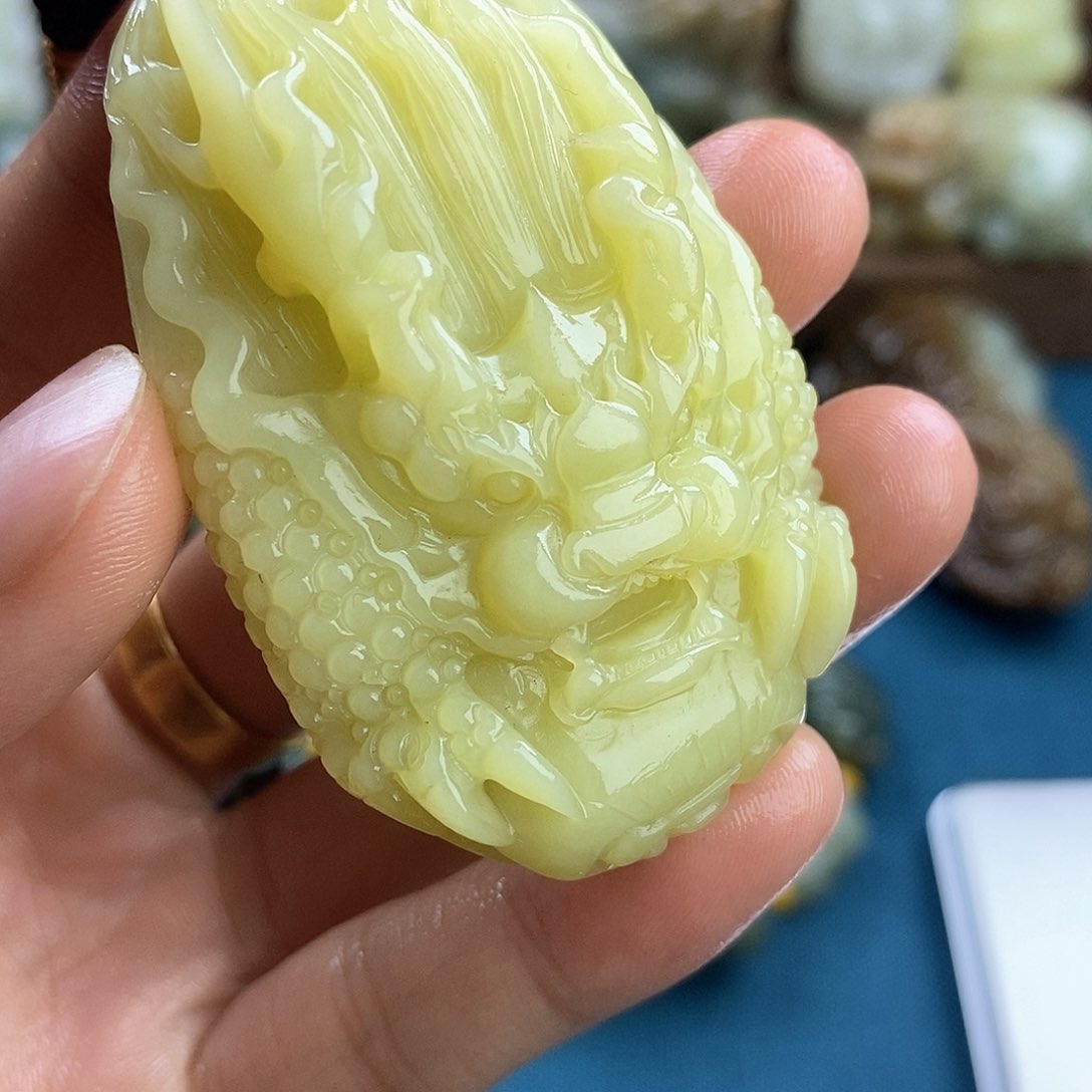 未镶嵌和田玉珠宝奇石