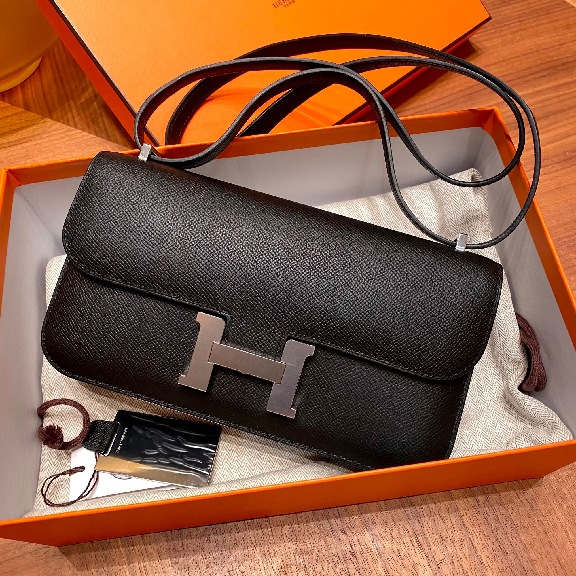 99新 Hermes/爱马仕 黑银康康elan /62332206/12期免息/代卖服务