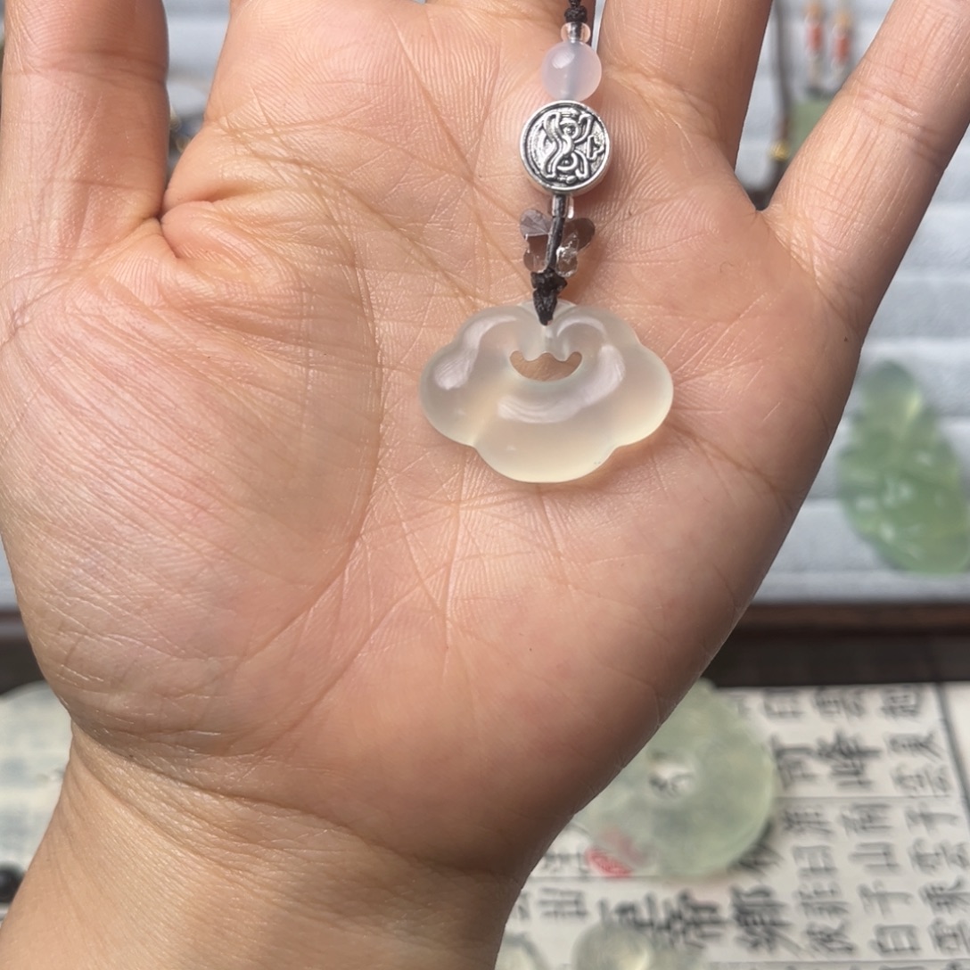 蛇纹石玉未镶嵌颈饰手机链