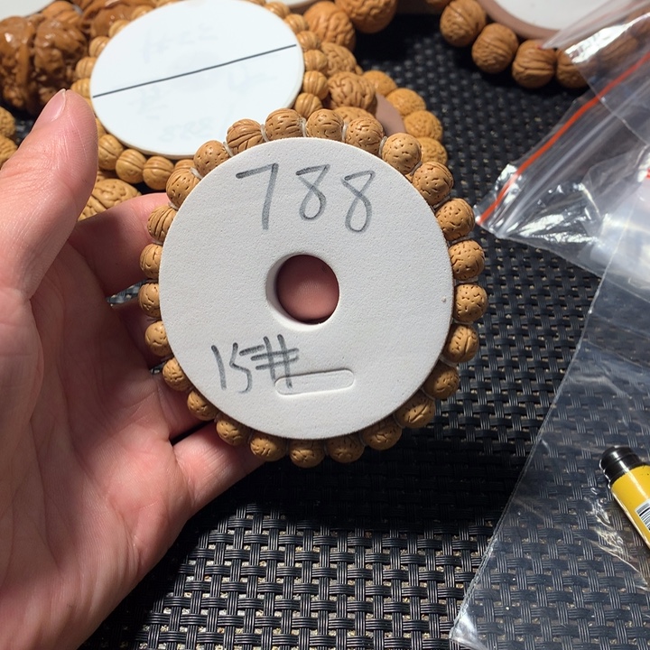 释***简手串桃核15号链接，