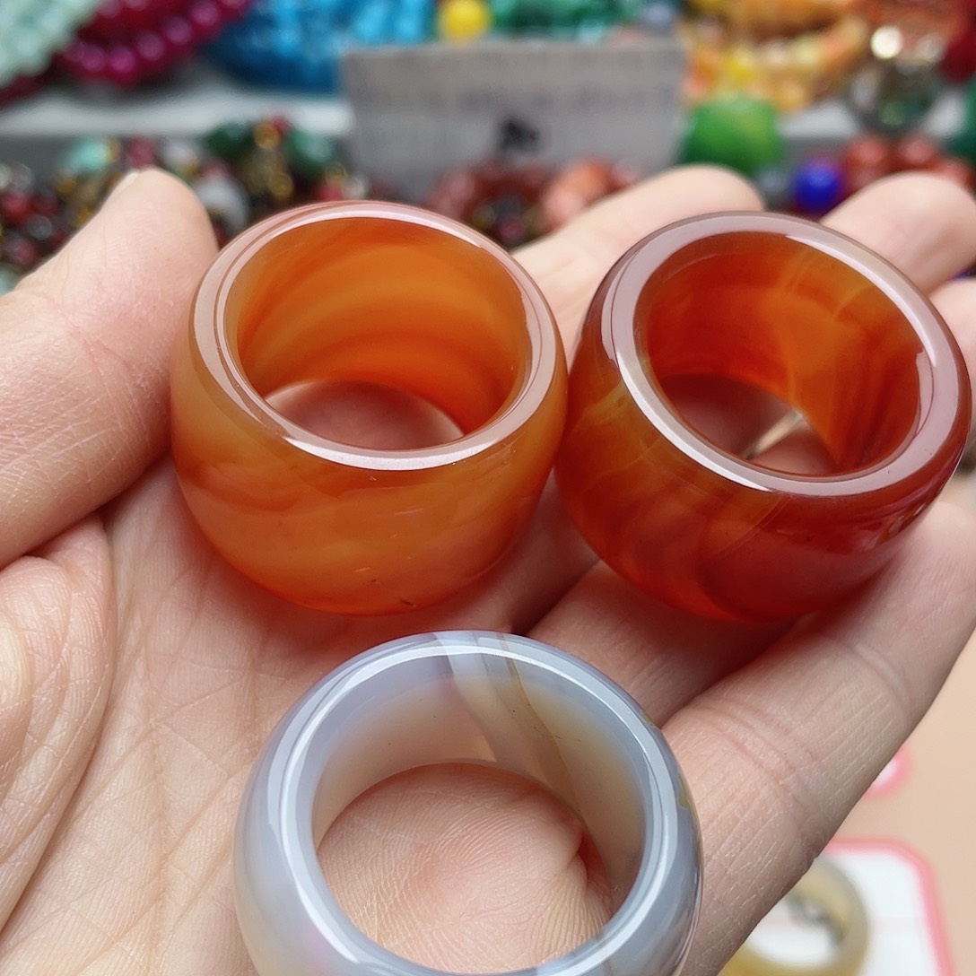 玛瑙/玉髓颈饰合金烽****吻