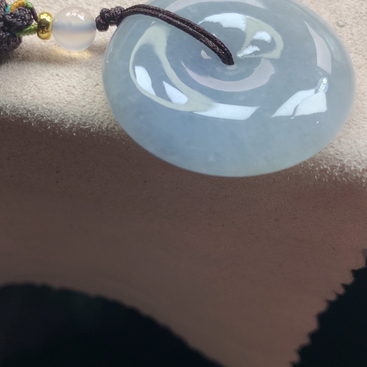 翡翠颈饰未镶嵌吊坠