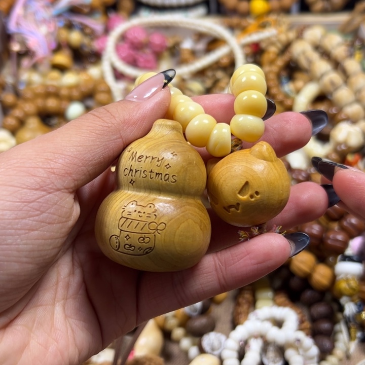 姚***姚猴头核桃吊坠2个大玩具