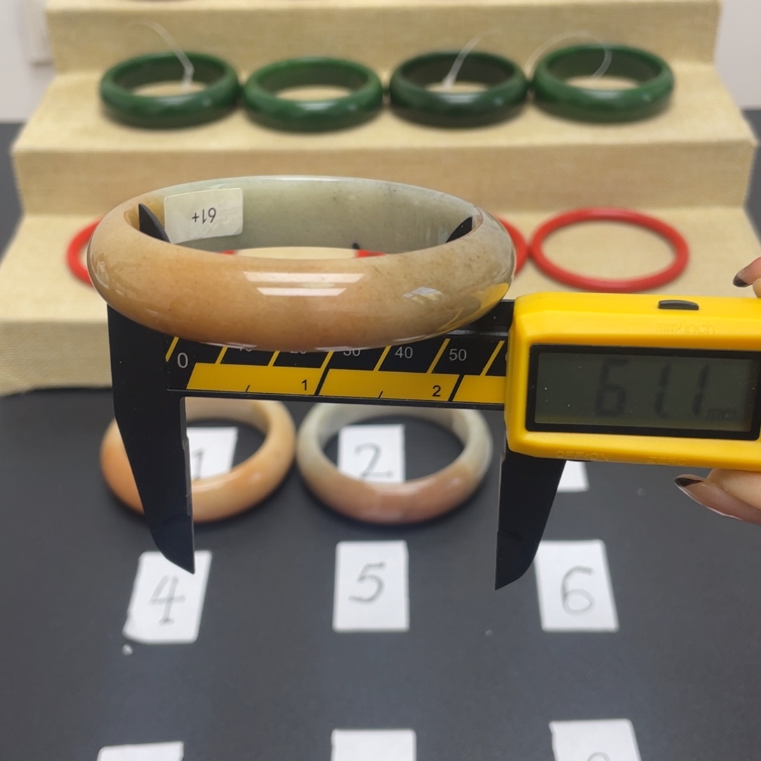 长石玉未镶嵌手镯（开口镯）佘太糖