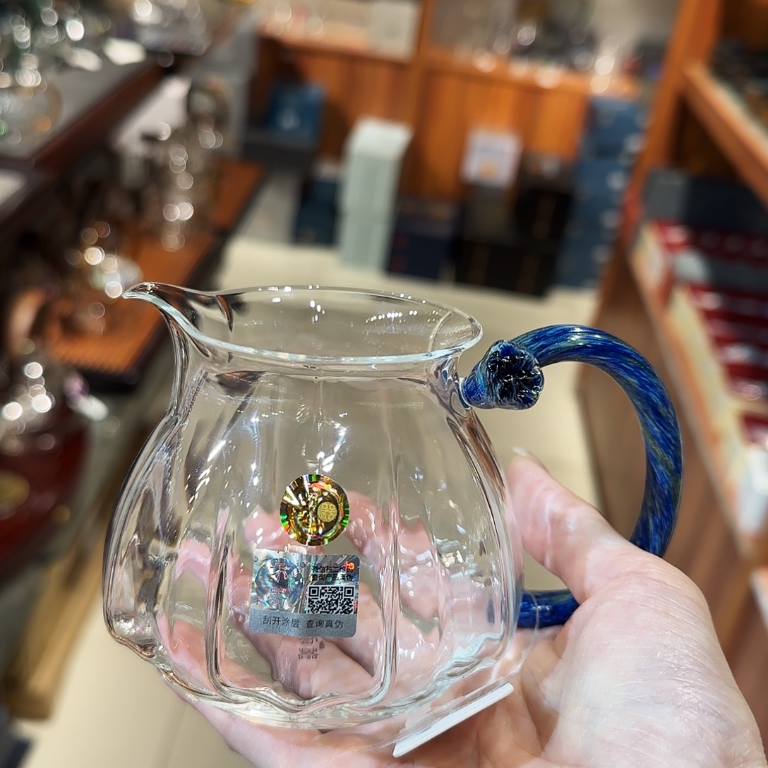 浩***子星月夜莲君：//////