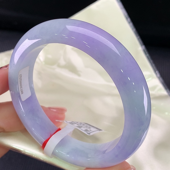 翡翠手镯未镶嵌正圈60