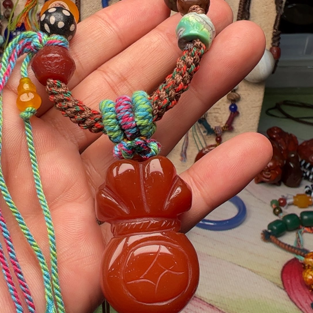 玛瑙/玉髓颈饰未镶嵌