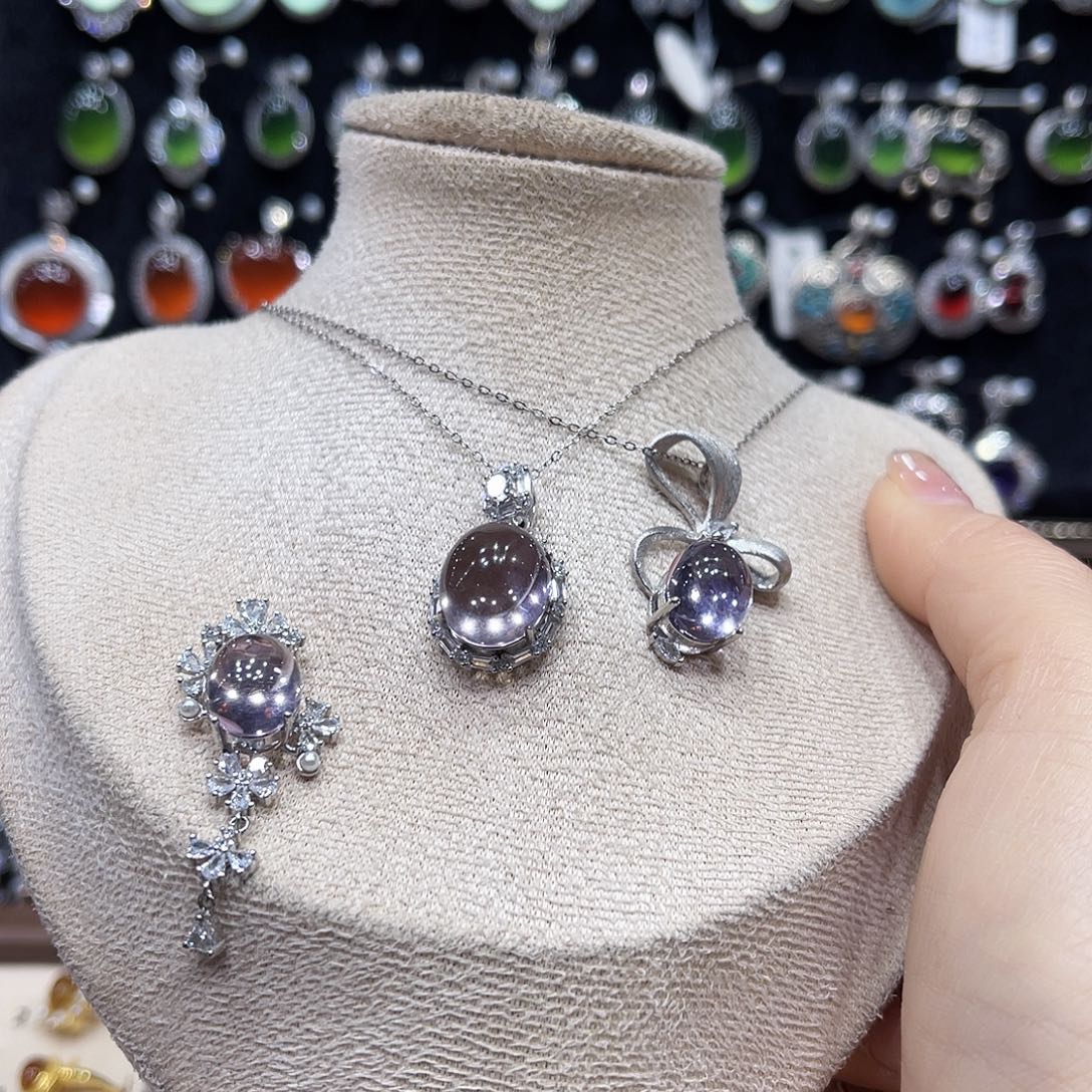 Y***7银S925镶嵌水晶戒指