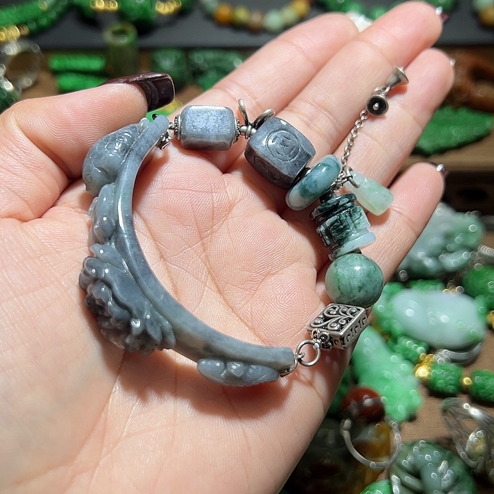 翡翠手串银S925镶嵌翡翠手串