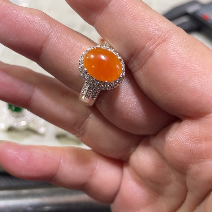 翡翠未镶嵌戒指缅甸天然翡翠