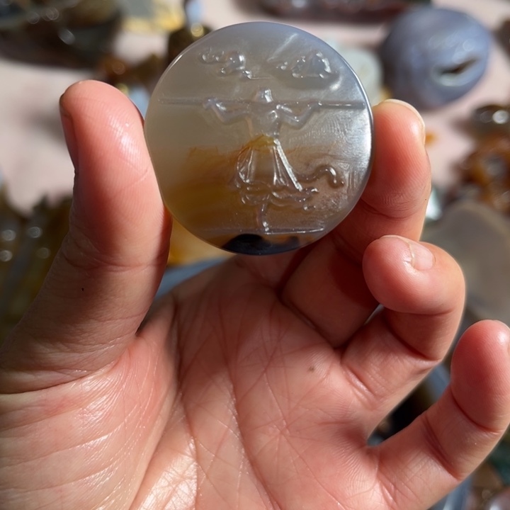 二***壮玛瑙/玉髓未镶嵌颈饰