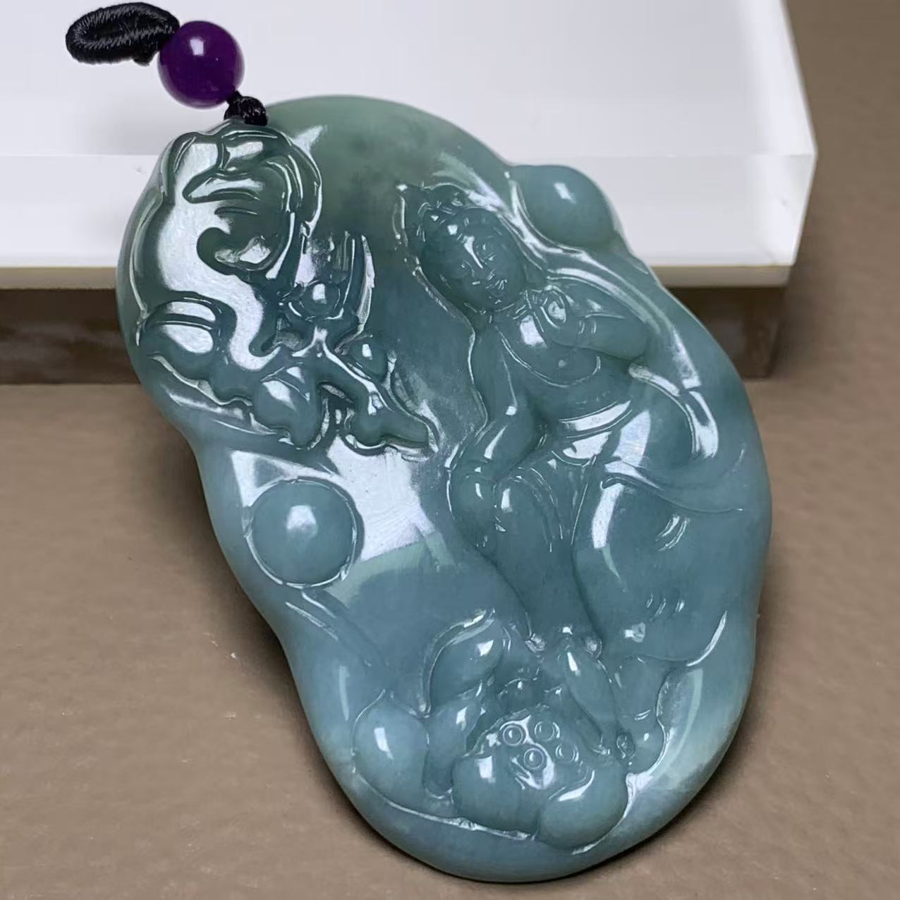 A458盛世拍卖翡翠吊坠