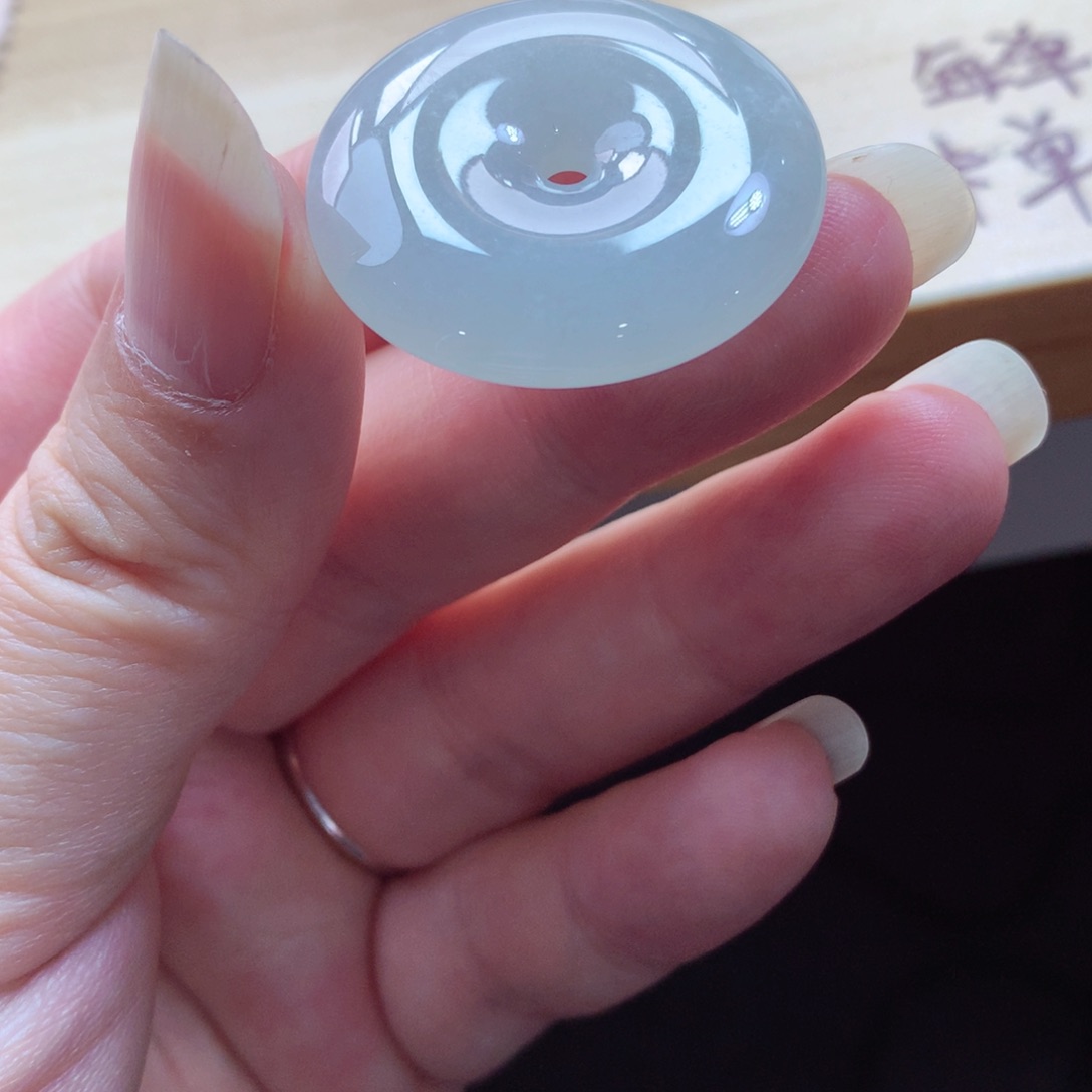 翡翠颈饰未镶嵌吊坠