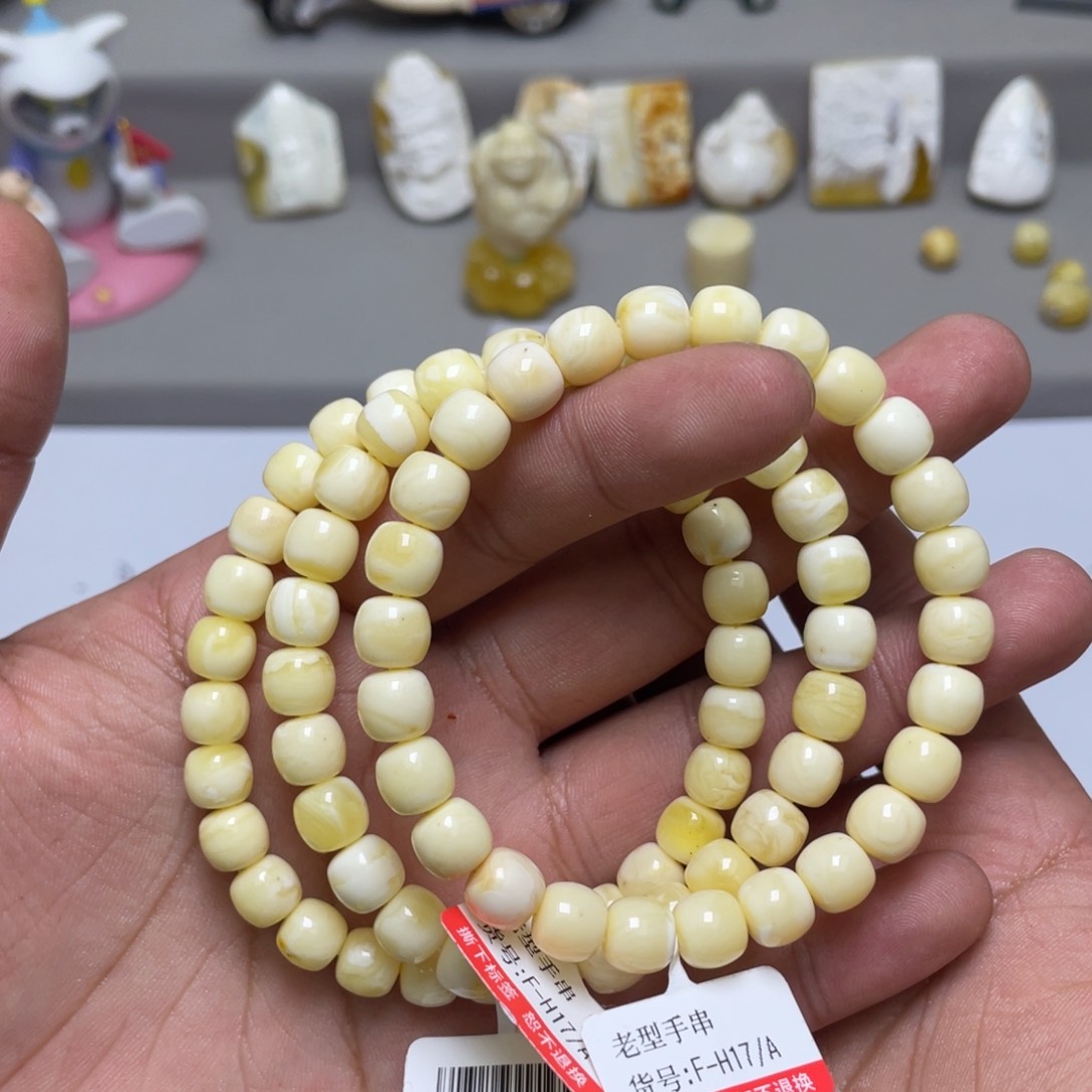 琥珀珠宝奇石未镶嵌多样性发其一