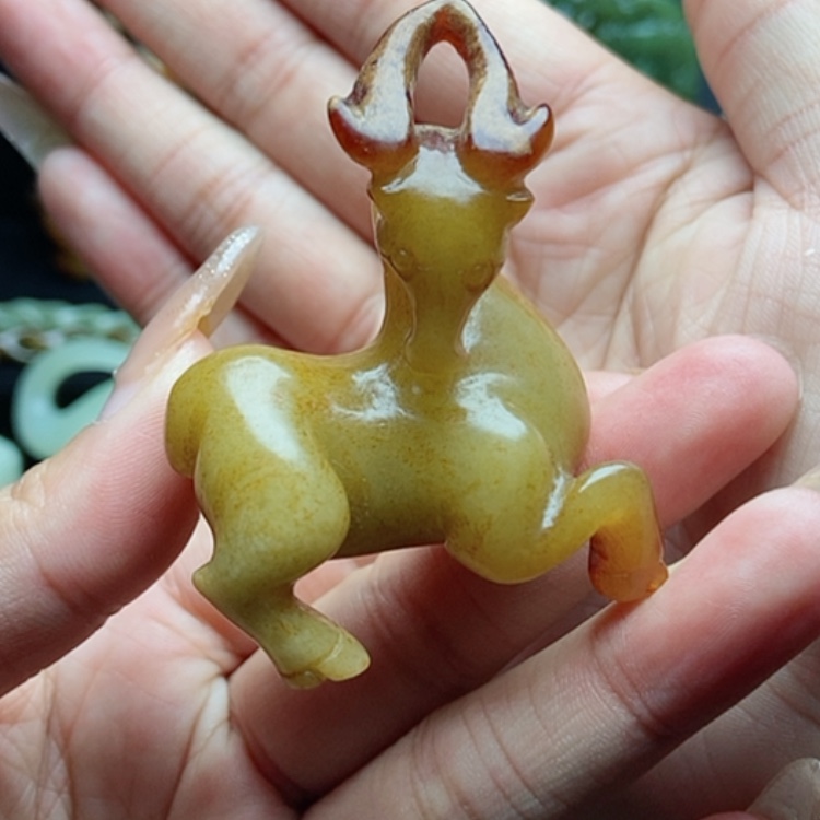 【闪购商品】和田玉颈饰未镶嵌